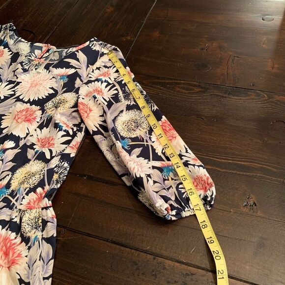 Floral Detail Top by LC Lauren Conrad size Small - Picture 7 of 8